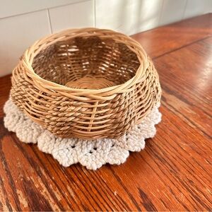 Round seagrass basket planter boho